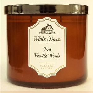 1 PEACE ICED VANILLA WOODS SCENTED LARGE 14.5 OZ 3-WICK CANDLE B&BW WHITE BARN